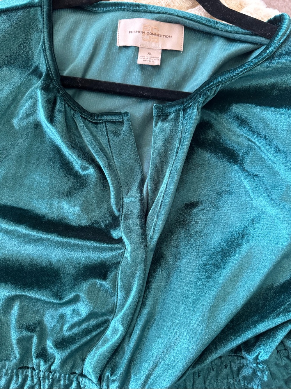 French Connection Forest Green Velvet Short Sleeve Tiered Mini Dress - Picture 7 of 8